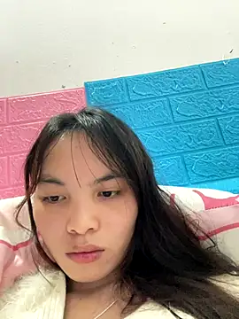 Snapshot of Tina_x chatting on 12-18-25, 01:55 Tina x online show from 12-18-25, 01:55