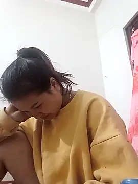 Snapshot of Beny_x chatting on 11-14-25, 11:35 Beny x online show from 11-14-25, 11:35