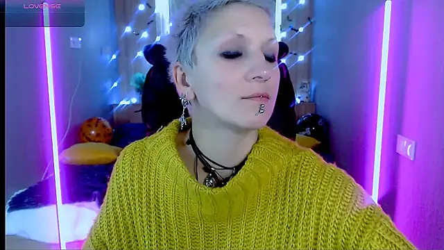 Sweet-n-Strong online show from 10-28-25, 08:18