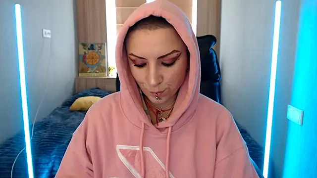 Sweet-n-Strong online show from 04-25-26, 11:02