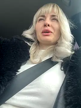 blondegirlx online show from 11-12-25, 09:42