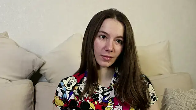 Snapshot of Petalwren chatting on 11-10-25, 11:09 Petalwren online show from 11-10-25, 11:09