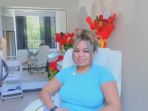 Snapshot of diosadeluniverso chatting on 03-15-26, 02:01 diosadeluniverso online show from 03-15-26, 02:01