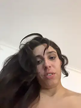 gigi333regi online show from 02-26-26, 07:40