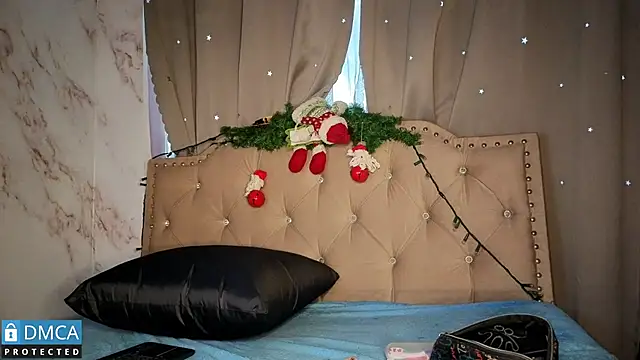 eva delight  online show from 12-20-25, 11:06