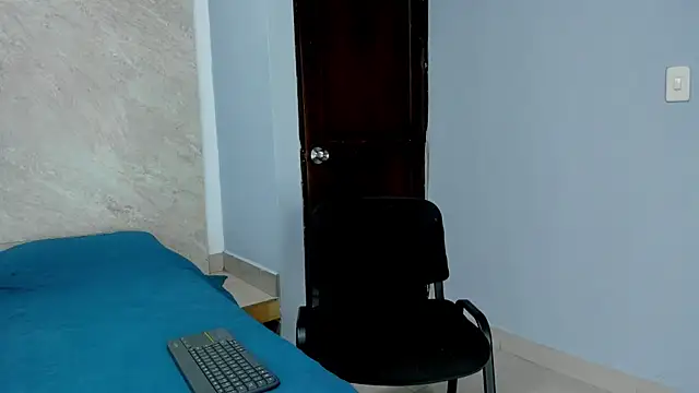 Sarahh-19 online show from 12-16-25, 11:59