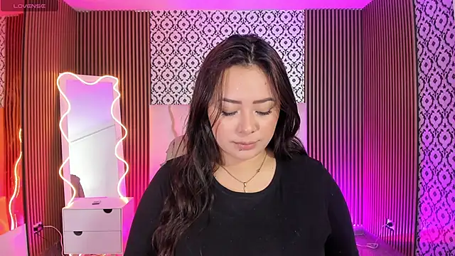 damii tay1 online show from 04-22-26, 03:09