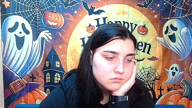 ScarletCargo online show from 10-28-25, 06:06