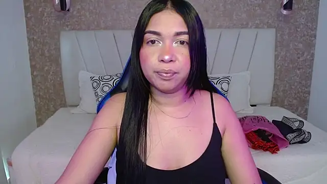 Snapshot of AliceSmity_ chatting on 01-17-26, 12:21 AliceSmity online show from 01-17-26, 12:21