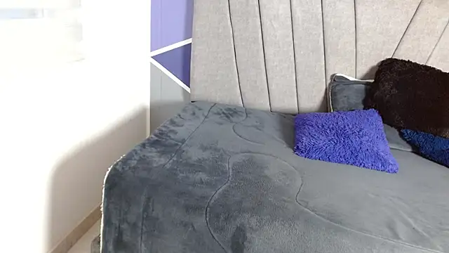 AliceSmity  online show from 04-19-26, 11:07