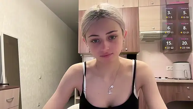 Snapshot of AidaGloshen chatting on 07-10-26, 03:14 AidaGloshen online show from 07-10-26, 03:14