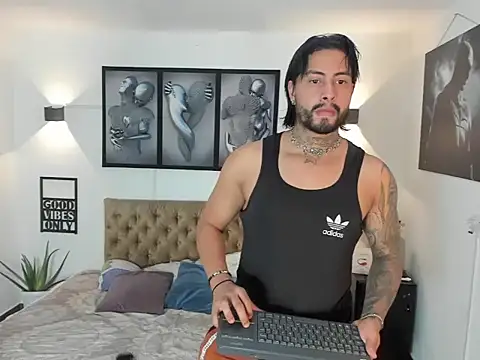 Snapshot of christopher_palmerjs chatting on 11-06-25, 05:58 christopher palmerjs online show from 11-06-25, 05:58