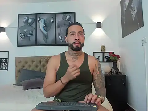 Snapshot of christopher_palmerjs chatting on 11-28-25, 08:55 christopher palmerjs online show from 11-28-25, 08:55