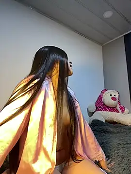 Snapshot of nicky_and_isabella chatting on 12-14-25, 01:55 nicky and isabella online show from 12-14-25, 01:55