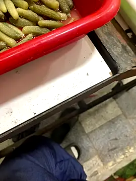 Unique-Man online show from 10-25-25, 11:29