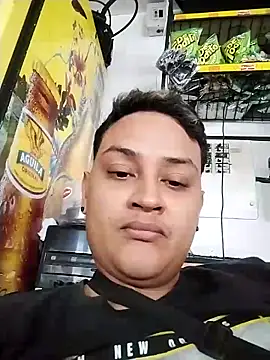 Snapshot of periquitorico69 chatting on 10-28-25, 06:21 periquitorico69 online show from 10-28-25, 06:21