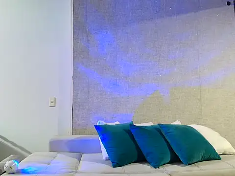 jeffandagus online show from 10-31-25, 02:45