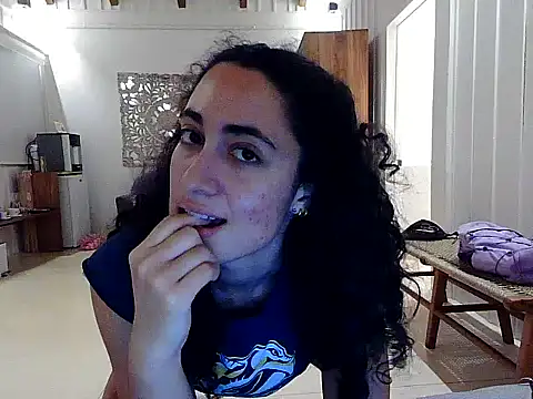 eleganceafterdark online show from 10-31-25, 02:34