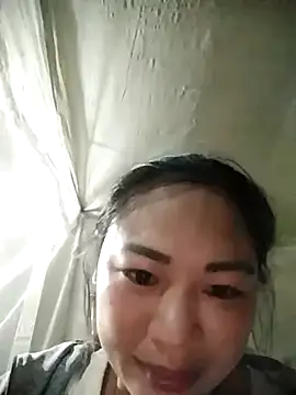 yeu-yeu online show from 10-27-25, 01:37