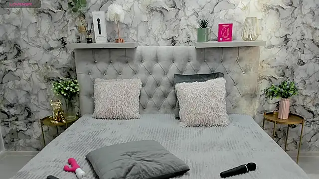 Snapshot of CandysSweet chatting on 07-14-26, 01:19 CandysSweet online show from 07-14-26, 01:19
