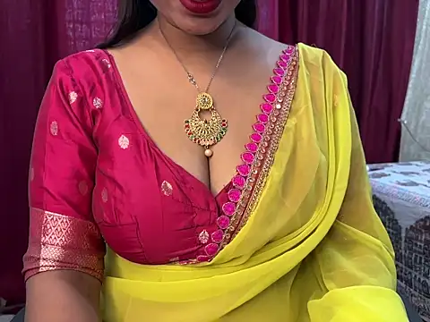 Snapshot of Ritika_janu chatting on 06-22-26, 04:42 Ritika janu online show from 06-22-26, 04:42