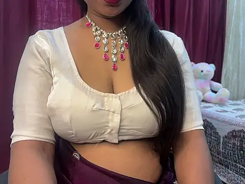 Snapshot of Ritika_janu chatting on 06-25-26, 05:12 Ritika janu online show from 06-25-26, 05:12