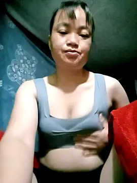 Snapshot of Noelle-e chatting on 11-02-25, 10:01 Noelle-e online show from 11-02-25, 10:01