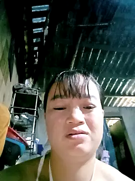 Snapshot of Noelle-e chatting on 11-19-25, 03:28 Noelle-e online show from 11-19-25, 03:28