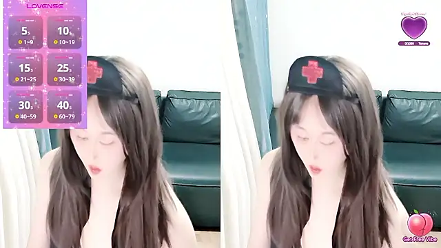 Snapshot of _cherry_777 chatting on 03-21-26, 12:32 cherry 777 online show from 03-21-26, 12:32