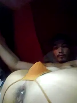 Snapshot of Emmanuel_Santiago604 chatting on 10-25-25, 01:07 Emmanuel Santiago604 online show from 10-25-25, 01:07