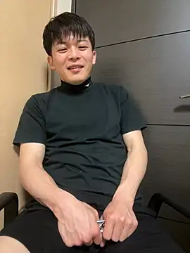 Snapshot of miyabi_yabi chatting on 04-23-26, 01:57 miyabi yabi online show from 04-23-26, 01:57