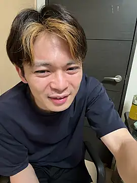 Snapshot of miyabi_yabi chatting on 06-03-26, 02:33 miyabi yabi online show from 06-03-26, 02:33