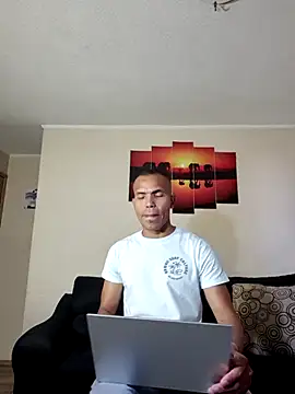 Jonnes-z online show from 12-14-25, 11:20