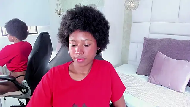 violeta ruizz online show from 11-24-25, 04:29