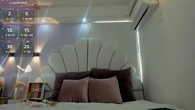 naomy sexy  online show from 01-31-26, 08:07