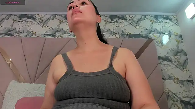 naomy sexy  online show from 03-29-26, 09:15