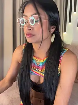 saragrey77 online show from 11-26-25, 02:18