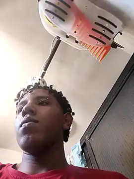 Snapshot of kelisve chatting on 10-25-25, 07:08 kelisve online show from 10-25-25, 07:08