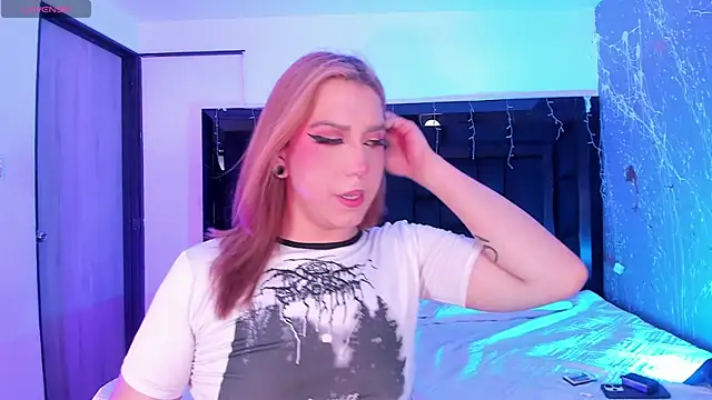 JanneBlossom  online show from 12-14-25, 10:03