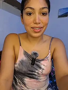 Snapshot of aleexacandy chatting on 02-22-26, 05:22 aleexacandy online show from 02-22-26, 05:22