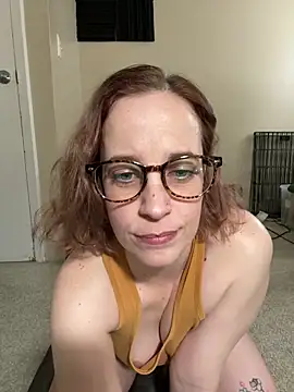 CreamedKitten online show from 11-27-25, 04:53