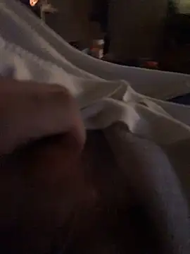 Snapshot of meatzzzzzz chatting on 11-26-25, 04:24 meatzzzzzz online show from 11-26-25, 04:24