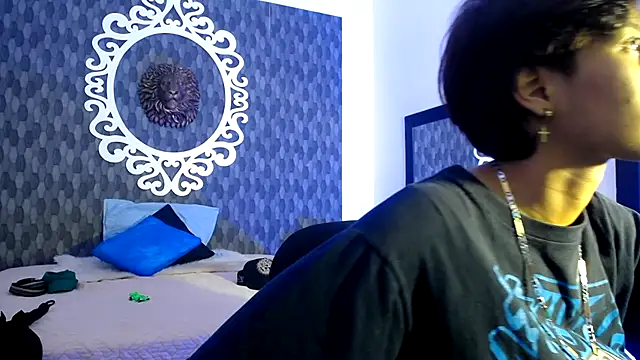 Snapshot of Ghost__Girl_ chatting on 11-12-25, 03:18 Ghost Girl online show from 11-12-25, 03:18