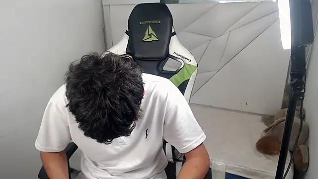 Cash G  online show from 11-25-25, 09:04