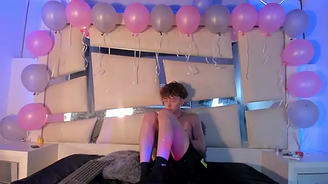 Snapshot of Genesis_ask chatting on 11-05-25, 04:23 Genesis ask online show from 11-05-25, 04:23