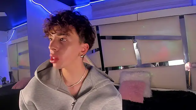 Snapshot of Genesis_ask chatting on 11-28-25, 03:20 Genesis ask online show from 11-28-25, 03:20