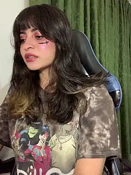 Annagoth  online show from 12-17-25, 01:22