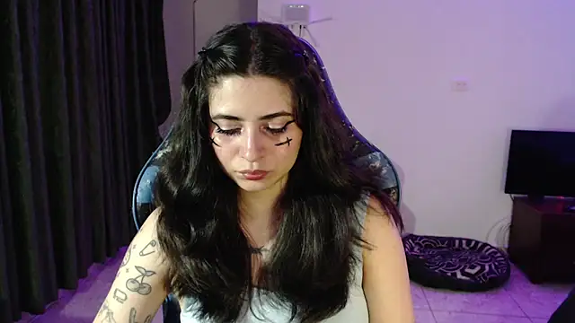Annagoth  online show from 06-23-26, 01:58