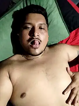 Snapshot of mascaraDeFuego chatting on 10-27-25, 06:39 mascaraDeFuego online show from 10-27-25, 06:39