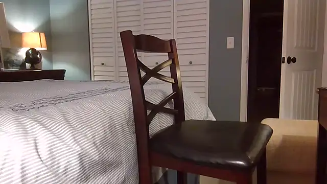 Hooshung mvers8 online show from 11-25-25, 02:11